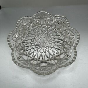 Vintage Avon Clear Pressed Glass Bowl Scalloped Rim Sunburst Diamond Pattern 7in